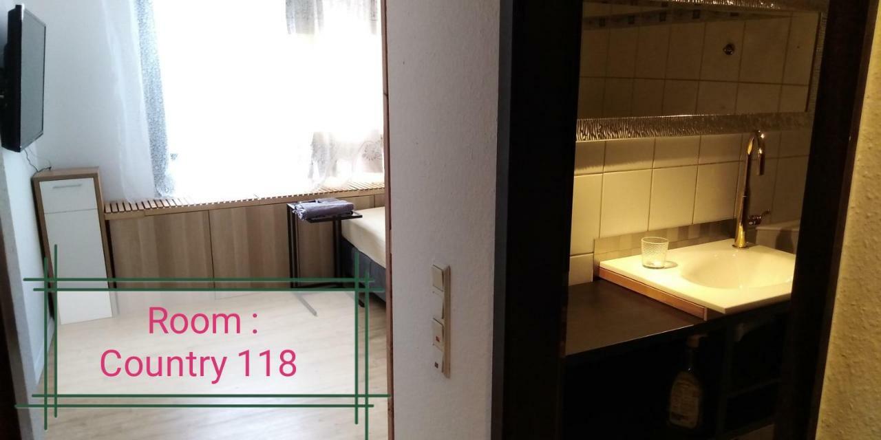 Sroom 118 And 119 In Center Reutlingen Zewnętrze zdjęcie